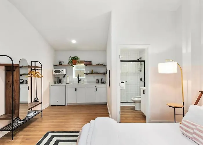 Apartment Unit.hoʻoluʻolu Chandler